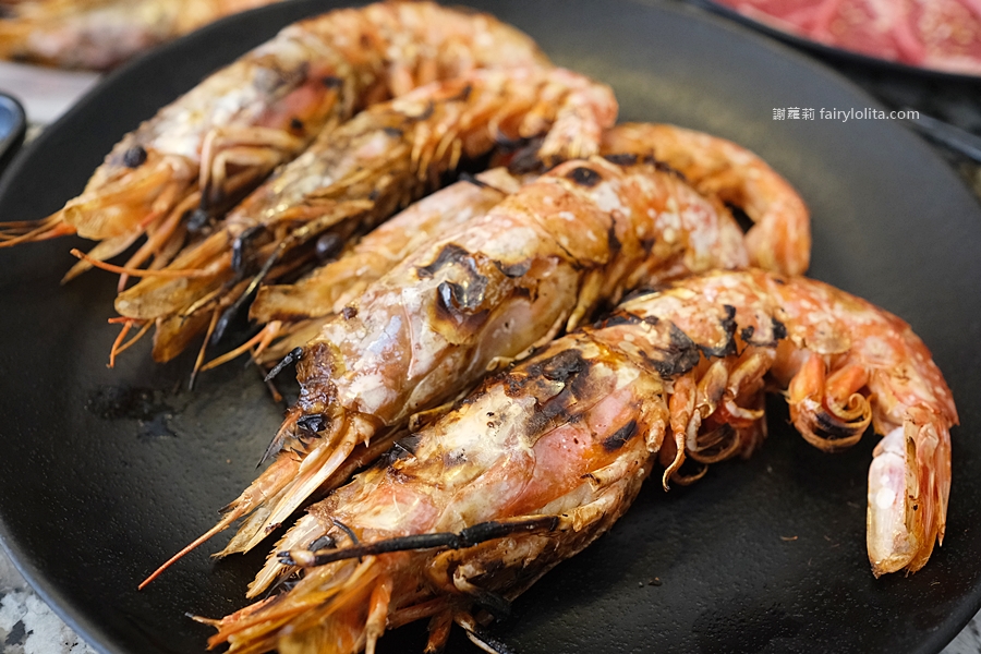 Oh！Yaki 日式精緻炭火燒肉。中壢燒肉吃到飽 期間限定！超強豪華海陸799元日式燒肉吃到飽，超過百種食材任你挑！ @蹦啾♥謝蘿莉 La vie heureuse