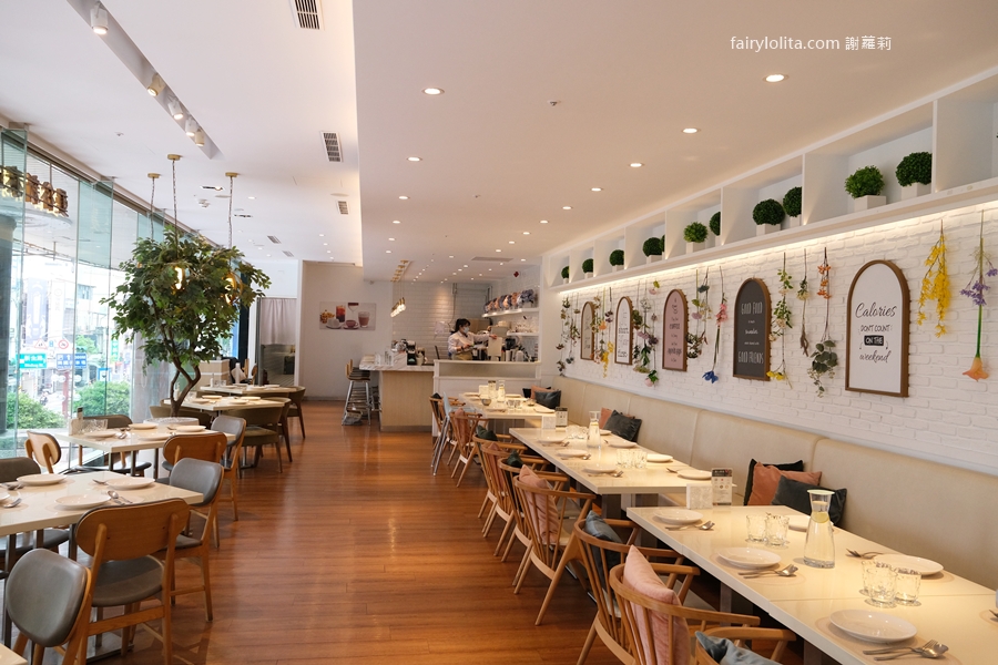 Lady nara 桃園中壢店。泰國曼谷最夯人氣網美餐廳來台，營業時間坐滿滿！ @蹦啾♥謝蘿莉 La vie heureuse