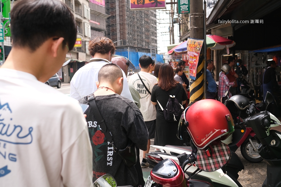 監獄蛋餅。一賣40年「比臉還大！」巨無霸蛋餅地點曝光！ @蹦啾♥謝蘿莉 La vie heureuse
