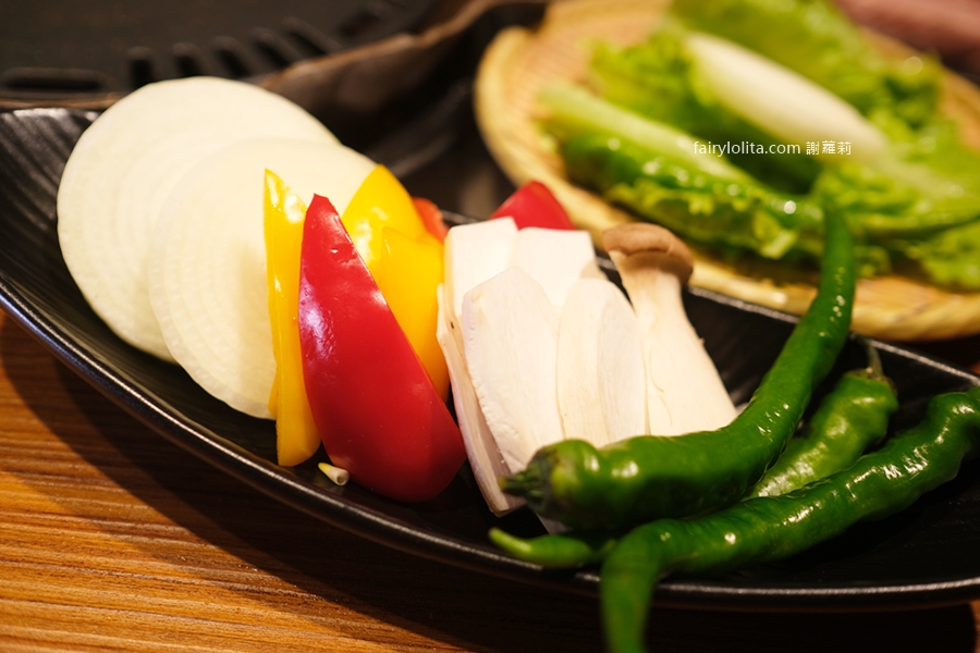 ABV Bar &#038; Kitchen 韓式餐酒館。韓式烤肉只要150元？！厚切豬五花超罪惡，根本吃飽飽等級！ @蹦啾♥謝蘿莉 La vie heureuse