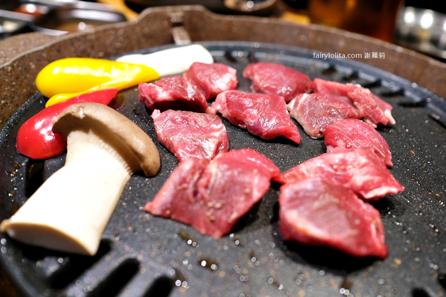 ABV Bar &#038; Kitchen 韓式餐酒館。韓式烤肉只要150元？！厚切豬五花超罪惡，根本吃飽飽等級！ @蹦啾♥謝蘿莉 La vie heureuse