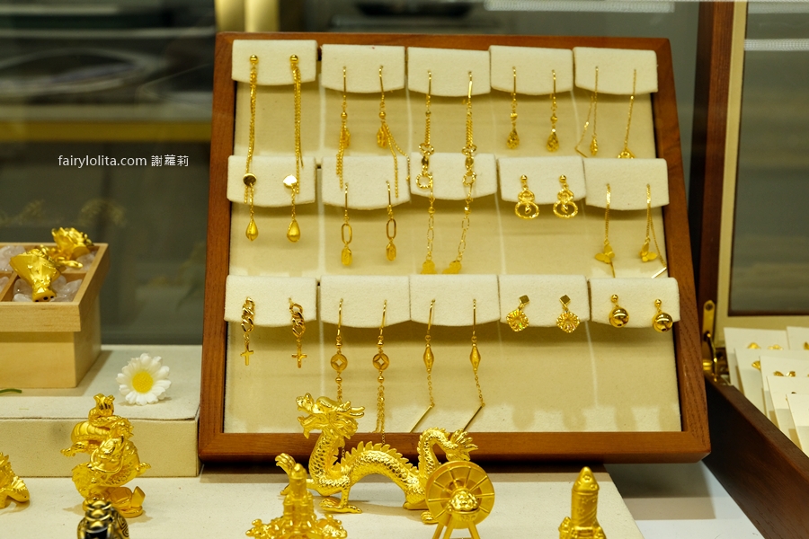 木村貴金屬銀樓(台北門市)。黃金不只保值更具時尚感！超過千種款式任你選！ @蹦啾♥謝蘿莉 La vie heureuse