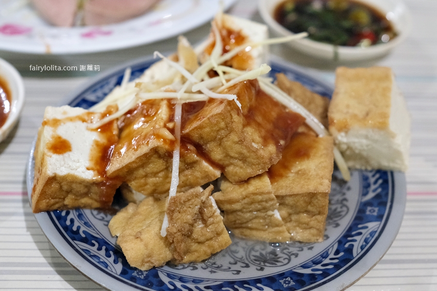 三兄弟麵攤。別問幾點開，老闆心情好才吃得到！ @蹦啾♥謝蘿莉 La vie heureuse