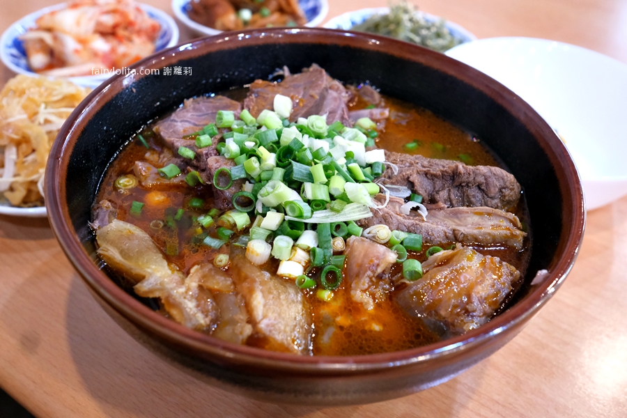 清牛堂（內壢店）。開吃浮誇超巨牛肉麵，一個人竟然免200元！ @蹦啾♥謝蘿莉 La vie heureuse