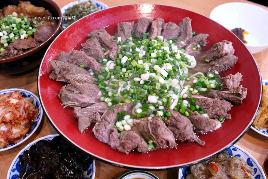 清牛堂（內壢店）。開吃浮誇超巨牛肉麵，一個人竟然免200元！ @蹦啾♥謝蘿莉 La vie heureuse