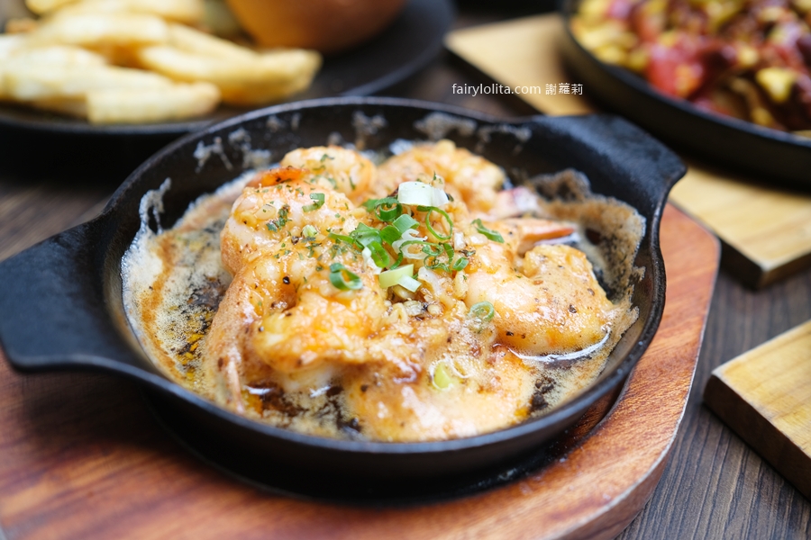 ABV Bar &#038; Kitchen美式餐酒館。精釀控+吃貨的天堂！300+啤酒搭配狂嗑美食，超滿足！ @蹦啾♥謝蘿莉 La vie heureuse