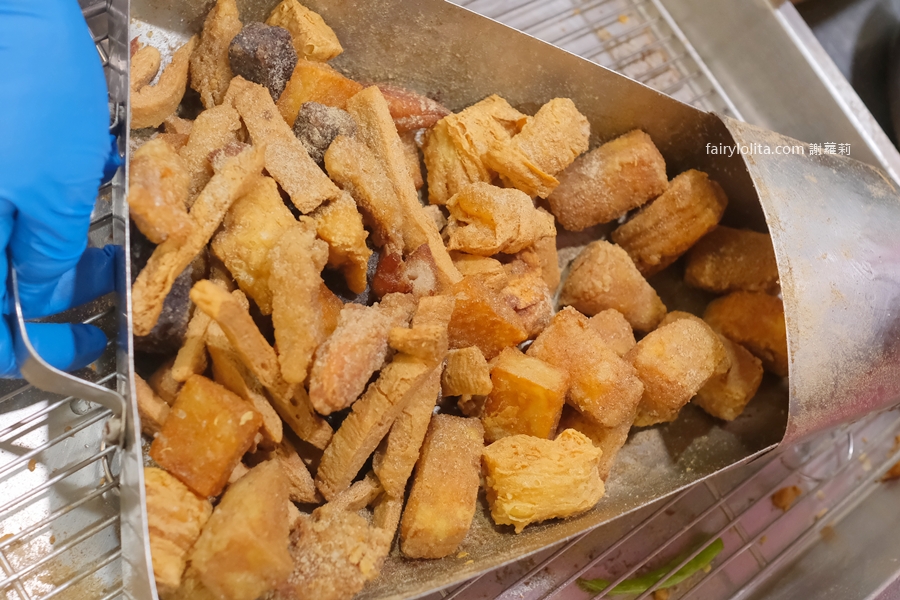 喵嫂鹹酥雞。排5小時也甘願！台南安平超狂鹹酥雞　在地人也搶吃！ @蹦啾♥謝蘿莉 La vie heureuse