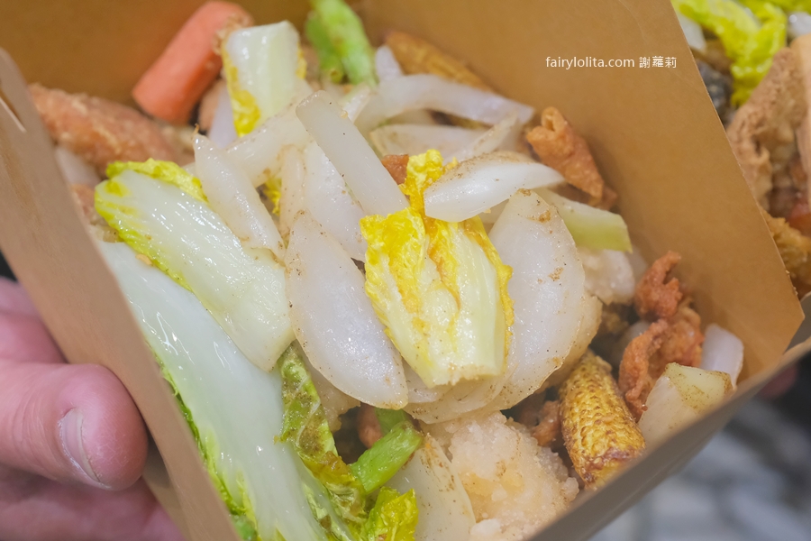喵嫂鹹酥雞。排5小時也甘願！台南安平超狂鹹酥雞　在地人也搶吃！ @蹦啾♥謝蘿莉 La vie heureuse