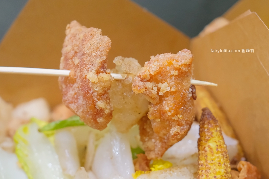 喵嫂鹹酥雞。排5小時也甘願！台南安平超狂鹹酥雞　在地人也搶吃！ @蹦啾♥謝蘿莉 La vie heureuse