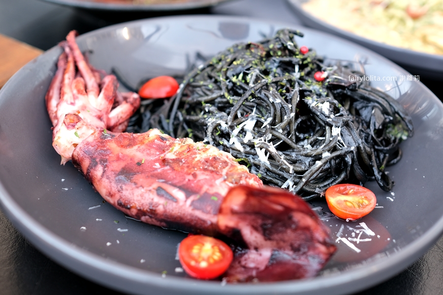 ABV Bar &#038; Kitchen 閣樓餐酒館。12樓高空浪漫夜景餐廳！板橋最新180度景觀秘境！ @蹦啾♥謝蘿莉 La vie heureuse