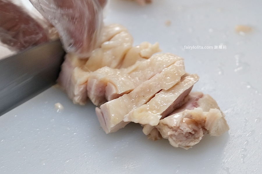 木雞雞肉飯。只要90元!銷魂蔥鹽舖滿滿,隱藏版爆汁雞肉飯地點曝光! @蹦啾♥謝蘿莉 La vie heureuse 木雞雞肉飯。只要90元!銷魂蔥鹽舖滿滿,隱藏版爆汁雞肉飯地點曝光! @蹦啾♥謝蘿莉 La vie heureuse