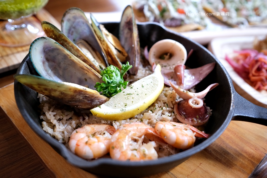 ABV Bar &#038; Kitchen 加勒比海餐酒館 竹北旗艦店。一次挑戰300支精釀啤酒？！竹北聚會餐廳霸主地點曝光！ @蹦啾♥謝蘿莉 La vie heureuse