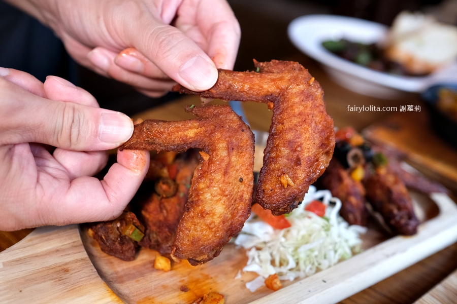 ABV Bar &#038; Kitchen 加勒比海餐酒館 竹北旗艦店。一次挑戰300支精釀啤酒？！竹北聚會餐廳霸主地點曝光！ @蹦啾♥謝蘿莉 La vie heureuse