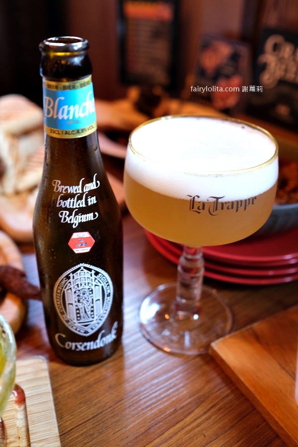 ABV Bar &#038; Kitchen 加勒比海餐酒館 竹北旗艦店。一次挑戰300支精釀啤酒？！竹北聚會餐廳霸主地點曝光！ @蹦啾♥謝蘿莉 La vie heureuse