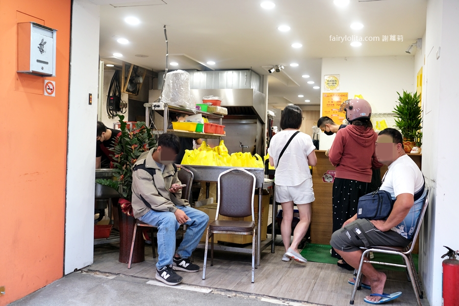 澤香香烤鴨。烤鴨界的霸主!就算有預約也要等上2小時! @蹦啾♥謝蘿莉 La vie heureuse 澤香香烤鴨。烤鴨界的霸主!就算有預約也要等上2小時! @蹦啾♥謝蘿莉 La vie heureuse