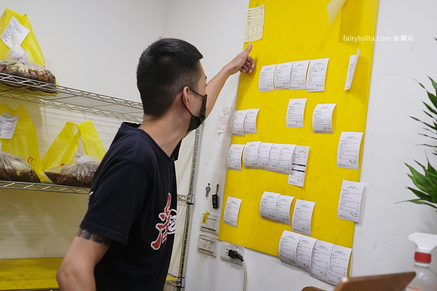 澤香香烤鴨。烤鴨界的霸主!就算有預約也要等上2小時! @蹦啾♥謝蘿莉 La vie heureuse 澤香香烤鴨。烤鴨界的霸主!就算有預約也要等上2小時! @蹦啾♥謝蘿莉 La vie heureuse