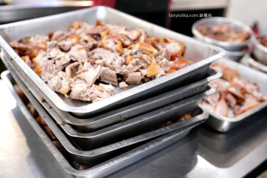 澤香香烤鴨。烤鴨界的霸主!就算有預約也要等上2小時! @蹦啾♥謝蘿莉 La vie heureuse 澤香香烤鴨。烤鴨界的霸主!就算有預約也要等上2小時! @蹦啾♥謝蘿莉 La vie heureuse