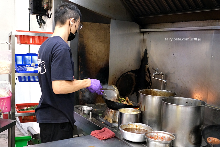 澤香香烤鴨。烤鴨界的霸主!就算有預約也要等上2小時! @蹦啾♥謝蘿莉 La vie heureuse 澤香香烤鴨。烤鴨界的霸主!就算有預約也要等上2小時! @蹦啾♥謝蘿莉 La vie heureuse