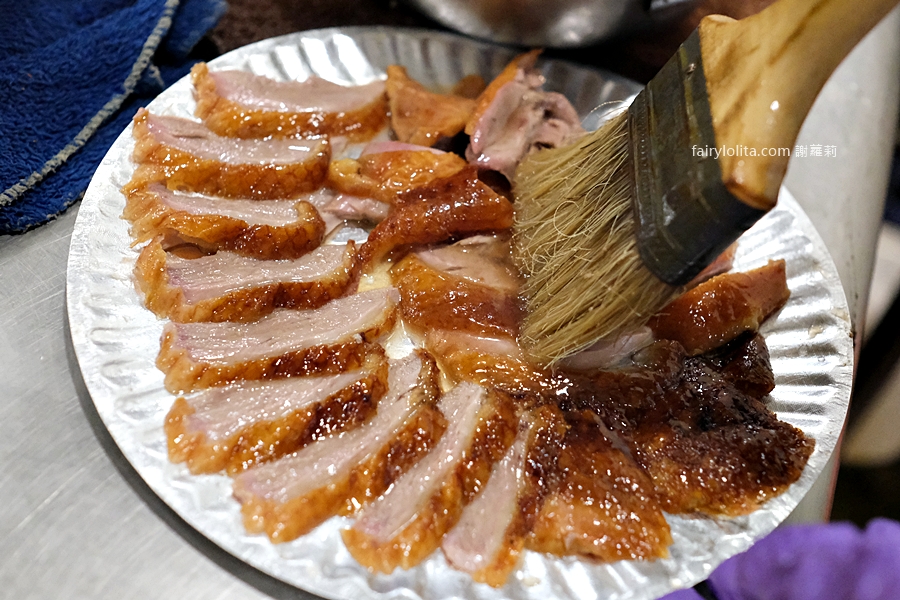 澤香香烤鴨。烤鴨界的霸主!就算有預約也要等上2小時! @蹦啾♥謝蘿莉 La vie heureuse 澤香香烤鴨。烤鴨界的霸主!就算有預約也要等上2小時! @蹦啾♥謝蘿莉 La vie heureuse