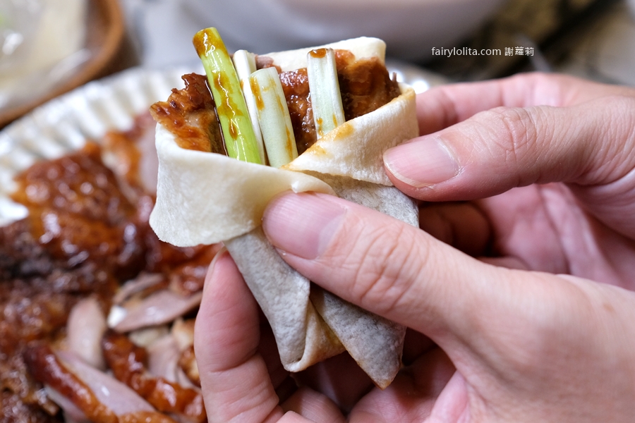 澤香香烤鴨。烤鴨界的霸主!就算有預約也要等上2小時! @蹦啾♥謝蘿莉 La vie heureuse 澤香香烤鴨。烤鴨界的霸主!就算有預約也要等上2小時! @蹦啾♥謝蘿莉 La vie heureuse