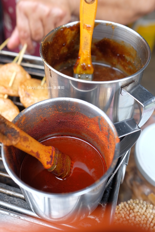 阿菊炭烤香腸攤。限時3.5小時狂搶!鐵皮屋傳奇阿婆烤香腸地點終於曝光! @蹦啾♥謝蘿莉 La vie heureuse 阿菊炭烤香腸攤。限時3.5小時狂搶!鐵皮屋傳奇阿婆烤香腸地點終於曝光! @蹦啾♥謝蘿莉 La vie heureuse