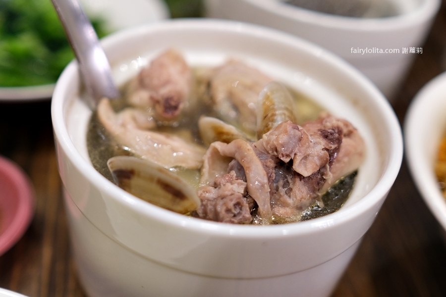 元氣十盅 | 台G店創始店。20 年雞湯名店再進化!10+ 種湯頭一次喝到爽! @蹦啾♥謝蘿莉 La vie heureuse 元氣十盅 | 台G店創始店。20 年雞湯名店再進化!10+ 種湯頭一次喝到爽! @蹦啾♥謝蘿莉 La vie heureuse