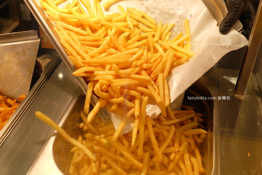 Potato Corner 桃園大江店。桃園人尖叫！地表最好吃薯條終於來了！ @蹦啾♥謝蘿莉 La vie heureuse