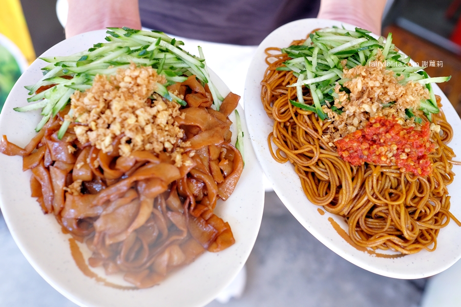 秀蘭台達辣麵。銅板價吃超巨辣麵！60元爽翻天，CP值直接爆表！ @蹦啾♥謝蘿莉 La vie heureuse