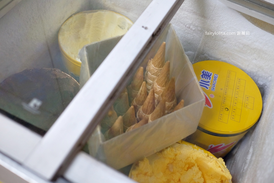 丑霸臭臭鍋。天花板滷肉飯免費爽嗑!150元吃到崩潰,火鍋+自助吧全都無限續! @蹦啾♥謝蘿莉 La vie heureuse 丑霸臭臭鍋。天花板滷肉飯免費爽嗑!150元吃到崩潰,火鍋+自助吧全都無限續! @蹦啾♥謝蘿莉 La vie heureuse