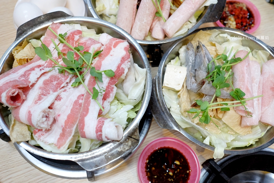 丑霸臭臭鍋。天花板滷肉飯免費爽嗑!150元吃到崩潰,火鍋+自助吧全都無限續! @蹦啾♥謝蘿莉 La vie heureuse 丑霸臭臭鍋。天花板滷肉飯免費爽嗑!150元吃到崩潰,火鍋+自助吧全都無限續! @蹦啾♥謝蘿莉 La vie heureuse