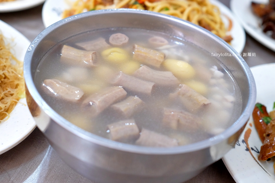 真好味。網友跪求地址!鐵皮屋神級油飯6點開賣、爆速賣光太誇張! @蹦啾♥謝蘿莉 La vie heureuse 真好味。網友跪求地址!鐵皮屋神級油飯6點開賣、爆速賣光太誇張! @蹦啾♥謝蘿莉 La vie heureuse