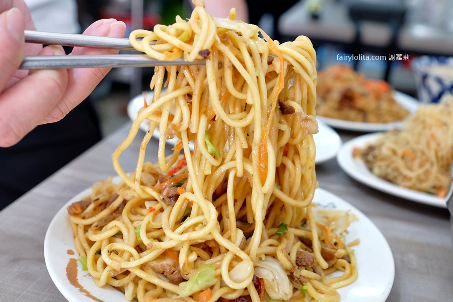 真好味。網友跪求地址！鐵皮屋神級油飯6點開賣、爆速賣光太誇張！ @蹦啾♥謝蘿莉 La vie heureuse