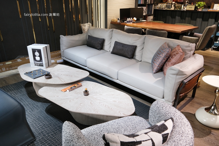 沃隆傢俱訂製傢俱。讓家一秒變成美術館，高質感客製家飾打造你的生活藝術！ @蹦啾♥謝蘿莉 La vie heureuse