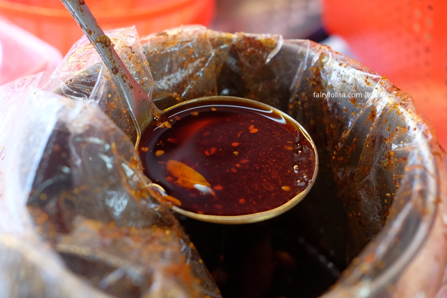 追蕾醬香黑鴨(中壢火車站)。吃過一次回不去!真的狂爽~四川滷味一口下去直接上癮! @蹦啾♥謝蘿莉 La vie heureuse 追蕾醬香黑鴨(中壢火車站)。吃過一次回不去!真的狂爽~四川滷味一口下去直接上癮! @蹦啾♥謝蘿莉 La vie heureuse