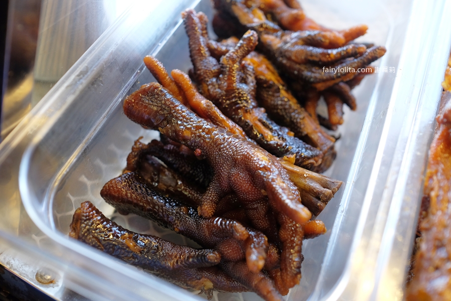 追蕾醬香黑鴨(中壢火車站)。吃過一次回不去!真的狂爽~四川滷味一口下去直接上癮! @蹦啾♥謝蘿莉 La vie heureuse 追蕾醬香黑鴨(中壢火車站)。吃過一次回不去!真的狂爽~四川滷味一口下去直接上癮! @蹦啾♥謝蘿莉 La vie heureuse