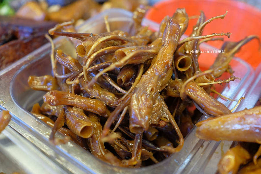 追蕾醬香黑鴨(中壢火車站)。吃過一次回不去!真的狂爽~四川滷味一口下去直接上癮! @蹦啾♥謝蘿莉 La vie heureuse 追蕾醬香黑鴨(中壢火車站)。吃過一次回不去!真的狂爽~四川滷味一口下去直接上癮! @蹦啾♥謝蘿莉 La vie heureuse