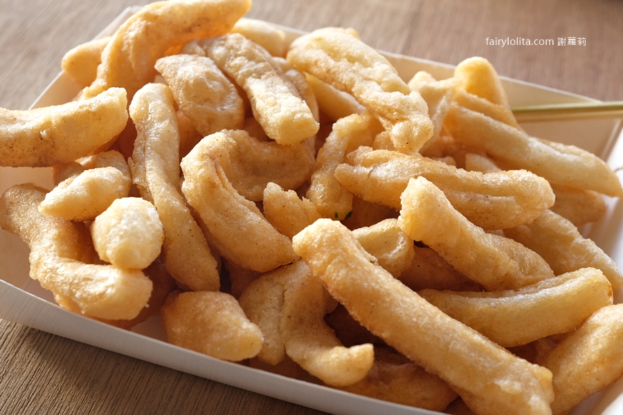 麥庭麵線勇。路邊一台車,直接打爆所有名店!神祕發財車的麵線+臭豆腐,誇張到不合理! @蹦啾♥謝蘿莉 La vie heureuse 麥庭麵線勇。路邊一台車,直接打爆所有名店!神祕發財車的麵線+臭豆腐,誇張到不合理! @蹦啾♥謝蘿莉 La vie heureuse