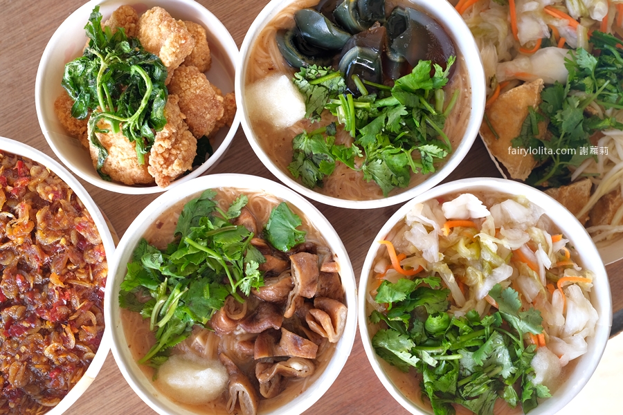 麥庭麵線勇。路邊一台車,直接打爆所有名店!神祕發財車的麵線+臭豆腐,誇張到不合理! @蹦啾♥謝蘿莉 La vie heureuse 麥庭麵線勇。路邊一台車,直接打爆所有名店!神祕發財車的麵線+臭豆腐,誇張到不合理! @蹦啾♥謝蘿莉 La vie heureuse