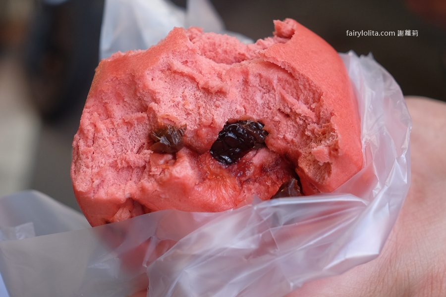 忠貞秦記山東饅頭店。在地人都不想透露的祕密：40 年隱藏版羊角饅頭必吃！ @蹦啾♥謝蘿莉 La vie heureuse