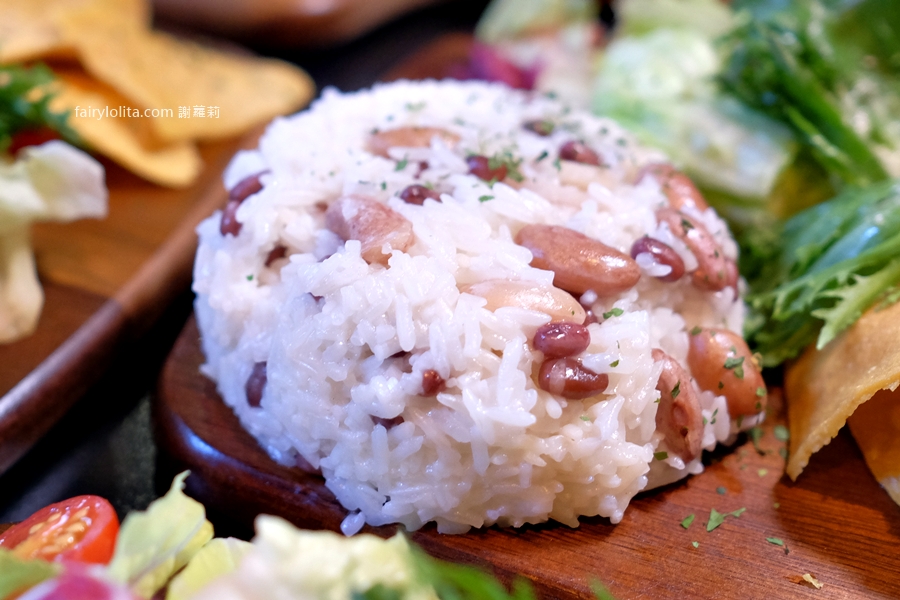 ABV Bar & Kitchen 加勒比海餐酒館 台北忠孝店。從沒看過!原來加勒比海特色的早午餐這麼狂,份量巨無霸、風味超奔放! @蹦啾♥謝蘿莉 La vie heureuse ABV Bar & Kitchen 加勒比海餐酒館 台北忠孝店。從沒看過!原來加勒比海特色的早午餐這麼狂,份量巨無霸、風味超奔放! @蹦啾♥謝蘿莉 La vie heureuse