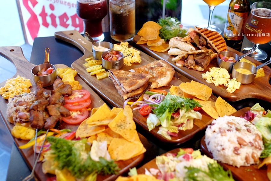 ABV Bar & Kitchen 加勒比海餐酒館 台北忠孝店。從沒看過!原來加勒比海特色的早午餐這麼狂,份量巨無霸、風味超奔放! ABV Bar & Kitchen 加勒比海餐酒館 台北忠孝店。從沒看過!原來加勒比海特色的早午餐這麼狂,份量巨無霸、風味超奔放!