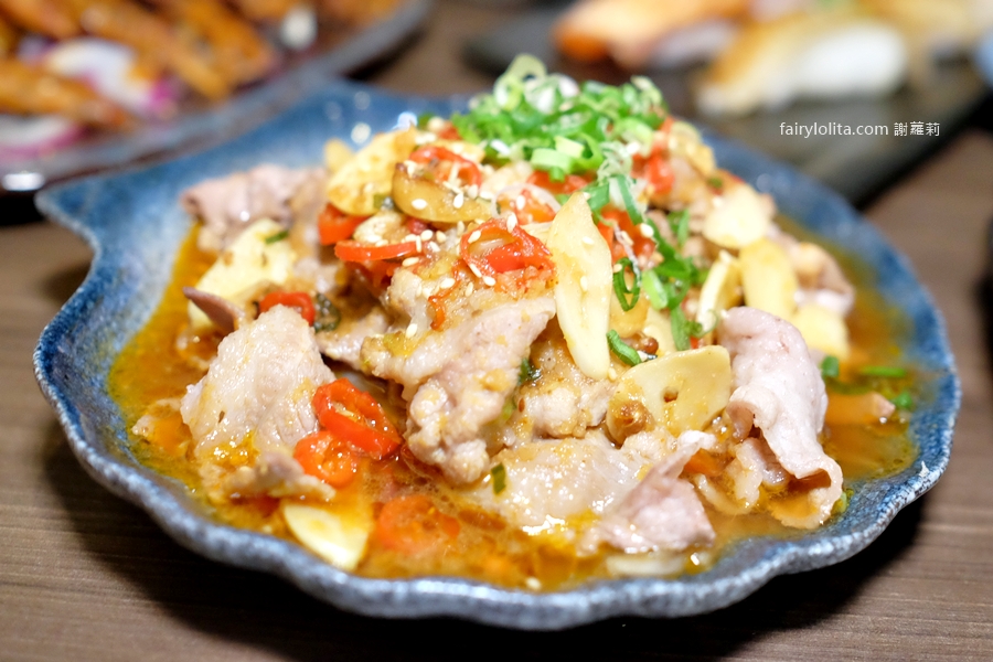 一畝田居酒屋。深夜想微醺就來這！桃園藝文特區隱藏版超強居酒屋！ @蹦啾♥謝蘿莉 La vie heureuse