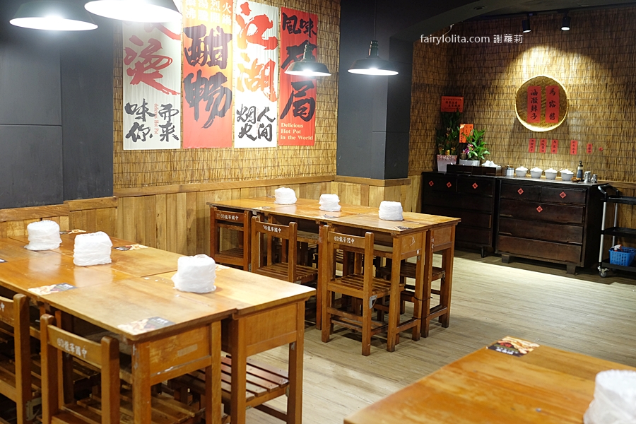 彭富貴雞湯米粉。這鍋湯真的神！50隻土雞熬出奶白奇蹟，現場人潮大失控！ @蹦啾♥謝蘿莉 La vie heureuse