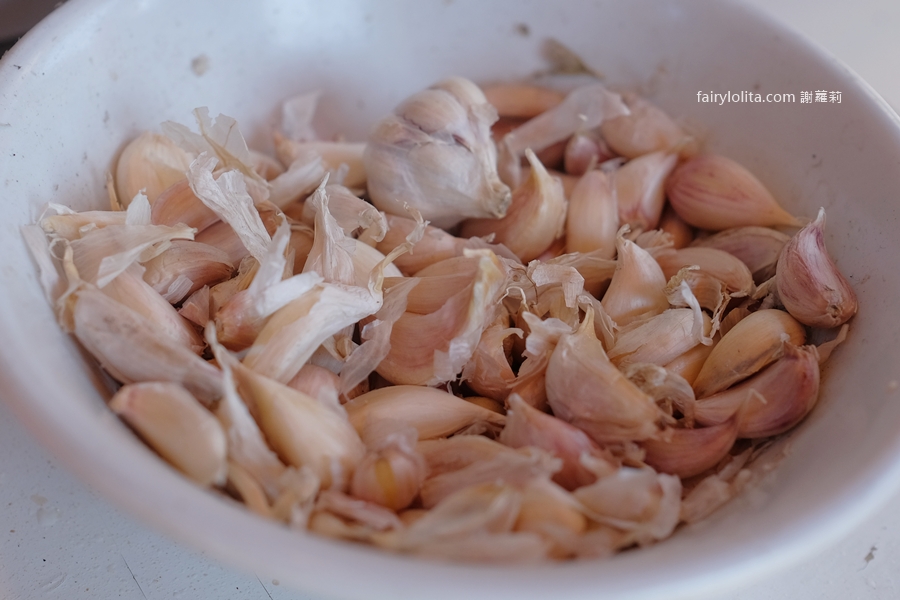 三峽長福橋下香腸。太誇張!不起眼的鐵皮屋炭烤香腸竟然這麼猛! @蹦啾♥謝蘿莉 La vie heureuse 三峽長福橋下香腸。太誇張!不起眼的鐵皮屋炭烤香腸竟然這麼猛! @蹦啾♥謝蘿莉 La vie heureuse