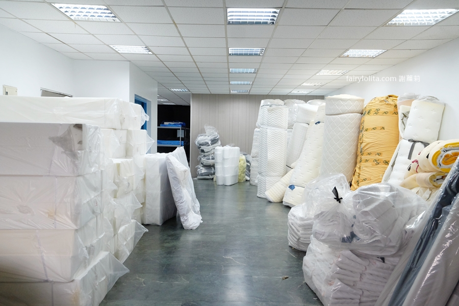 八鐘頭睡眠名床(新莊工廠)。90%的人挑床都看錯?工廠直營的真相全公開,這篇一定要看! @蹦啾♥謝蘿莉 La vie heureuse 八鐘頭睡眠名床(新莊工廠)。90%的人挑床都看錯?工廠直營的真相全公開,這篇一定要看! @蹦啾♥謝蘿莉 La vie heureuse