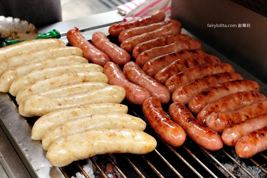 蘇記大腸包小腸。配料爆滿堆成一座山!低調攤販的大腸包小腸誇張到不行! @蹦啾♥謝蘿莉 La vie heureuse 蘇記大腸包小腸。配料爆滿堆成一座山!低調攤販的大腸包小腸誇張到不行! @蹦啾♥謝蘿莉 La vie heureuse