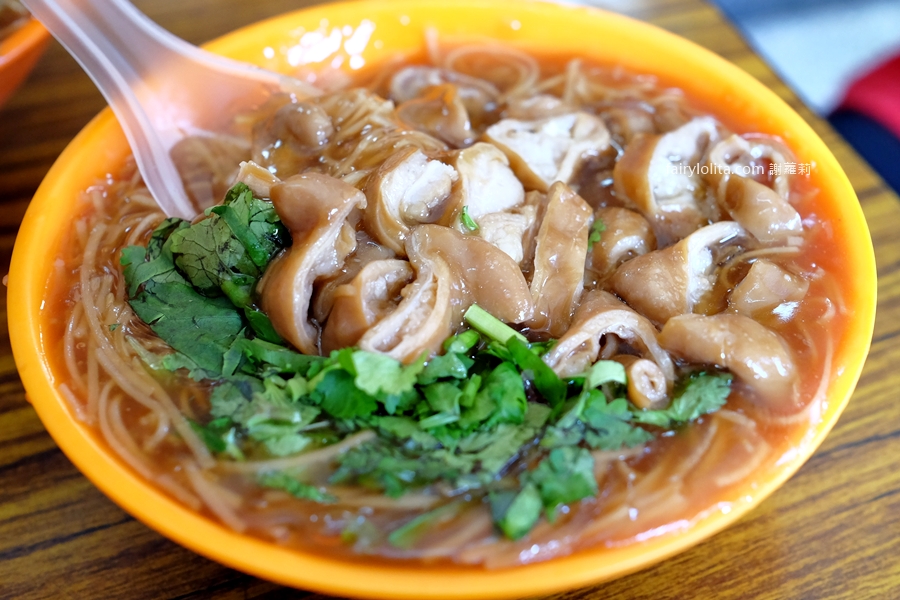 阿倍麵線。65元爽爆！大腸失控滿出碗的神祕巷弄三輪車麵線！ @蹦啾&hearts;謝蘿莉 La vie heureuse