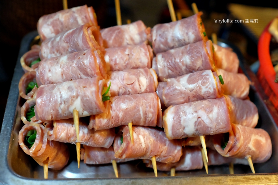 七里香。不到3小時全掃光！你吃過這攤深夜神祕炭烤嗎？ @蹦啾&hearts;謝蘿莉 La vie heureuse