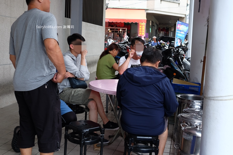 羅記清涼半世紀。夏季限定只賣6個月！15元粉粿太佛心，在地人私藏50年古早味！ @蹦啾&hearts;謝蘿莉 La vie heureuse