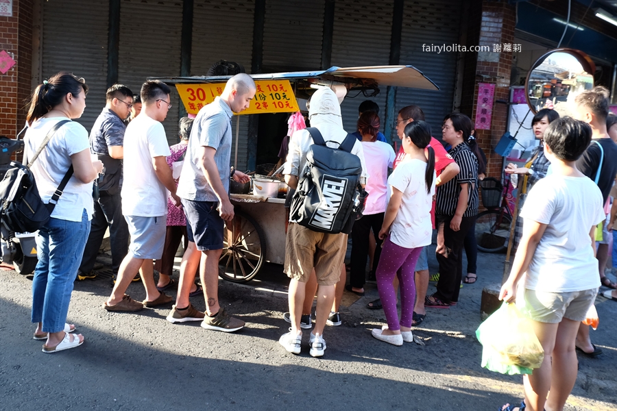 東門橋下30年龍鳳腿。扯爆！一支只要5元，人潮圍到攤子看不到！ @蹦啾&hearts;謝蘿莉 La vie heureuse